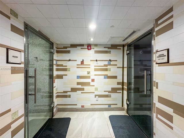 6801 Collins Ave 417, Miami Beach, FL 33141