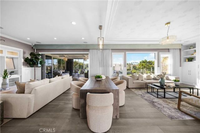 58 Victoria, Newport Beach, CA 92660