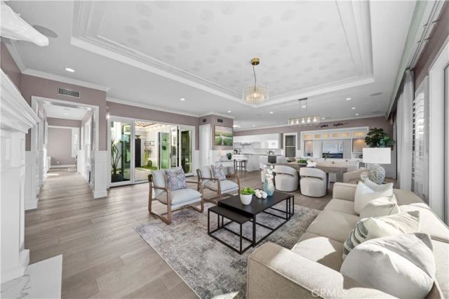 58 Victoria, Newport Beach, CA 92660