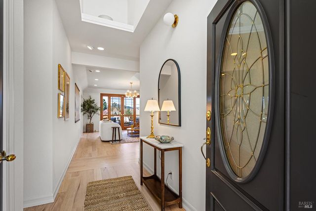 735 Johnson St, Healdsburg, CA 95448