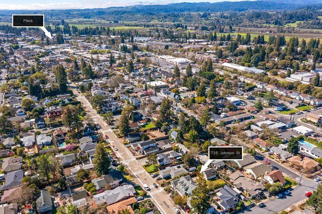 735 Johnson St, Healdsburg, CA 95448
