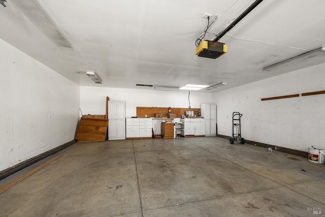 735 Johnson St, Healdsburg, CA 95448