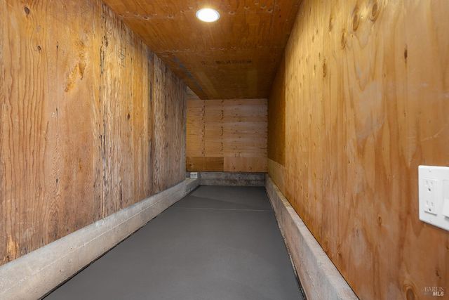 735 Johnson St, Healdsburg, CA 95448