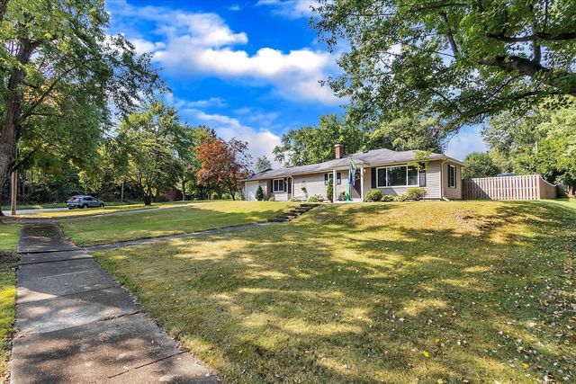 26 S Fairview Avenue, Niles, MI 49120