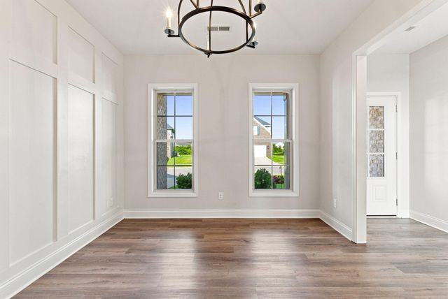597 Windflower Way, Lexington, KY 40511