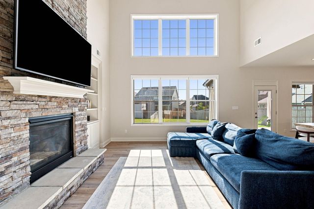 597 Windflower Way, Lexington, KY 40511
