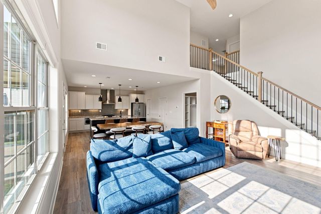 597 Windflower Way, Lexington, KY 40511