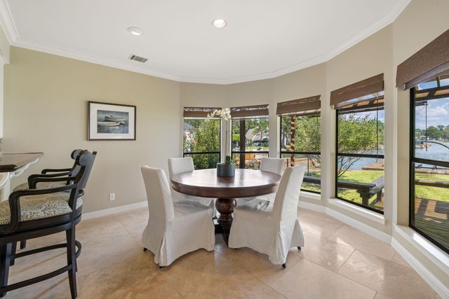 2826 Chaucer Drive, Montgomery, TX 77356