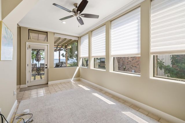 2826 Chaucer Drive, Montgomery, TX 77356