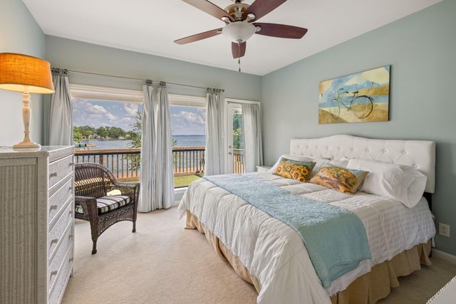 2826 Chaucer Drive, Montgomery, TX 77356