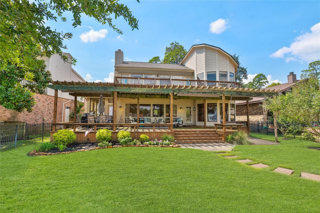 2826 Chaucer Drive, Montgomery, TX 77356