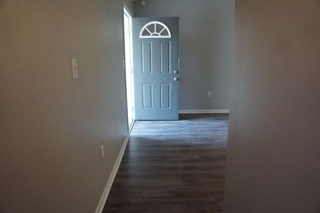 129 Oak Terrace Drive, Crestview, FL 32539