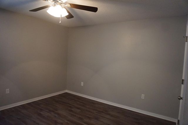 129 Oak Terrace Drive, Crestview, FL 32539