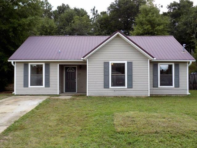 129 Oak Terrace Drive, Crestview, FL 32539