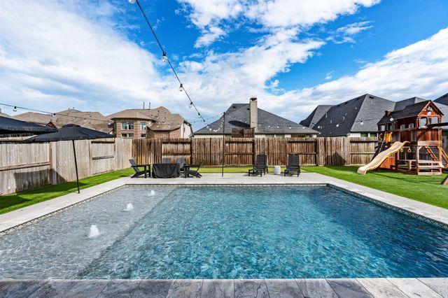 8815 Autumn Pine Drive, Missouri City, TX 77459