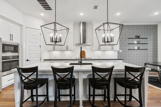 8815 Autumn Pine Drive, Missouri City, TX 77459