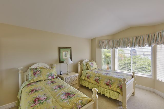 392 Spyglass Way, Jupiter, FL 33477