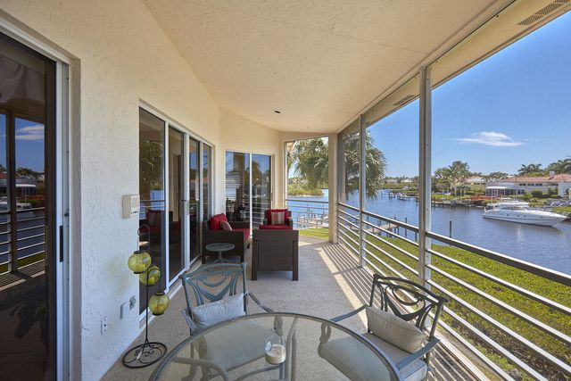 392 Spyglass Way, Jupiter, FL 33477