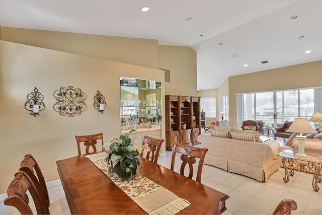 392 Spyglass Way, Jupiter, FL 33477