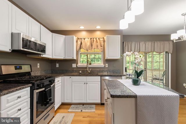 7424 BRANDENBURG CIR, Sykesville, MD 21784