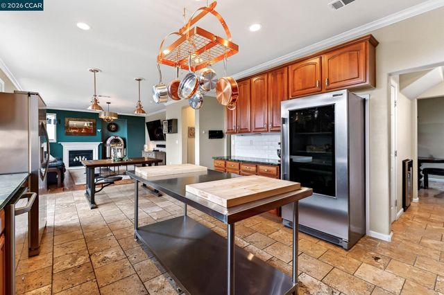 41 Galveston Bay Ct, Pittsburg, CA 94565