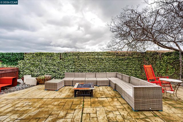 41 Galveston Bay Ct, Pittsburg, CA 94565