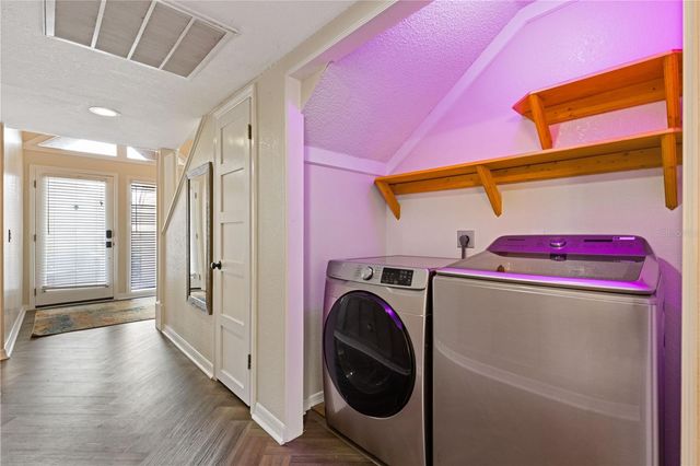 1621 NE 2ND STREET 101, Ocala, FL 34470