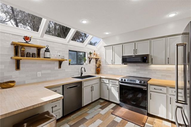 1621 NE 2ND STREET 101, Ocala, FL 34470