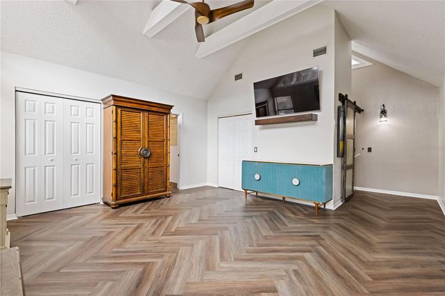 1621 NE 2ND STREET 101, Ocala, FL 34470