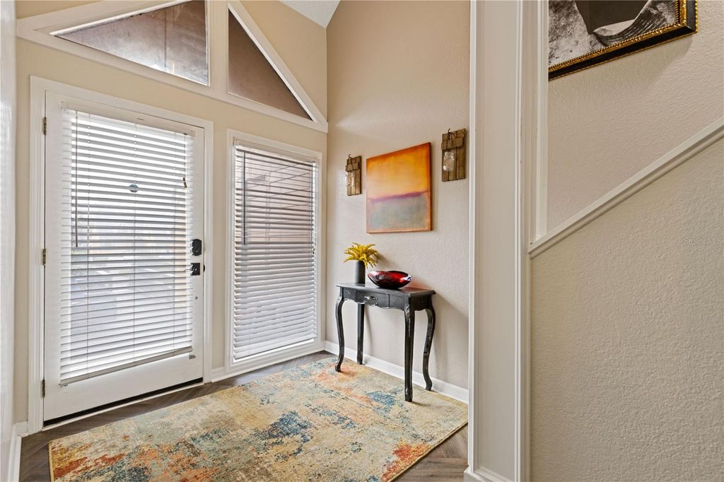 Image 3 of property listing at 1621 NE 2ND STREET 101, Ocala, FL 34470