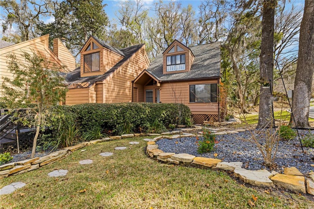 Image 45 of property listing at 1621 NE 2ND STREET 101, Ocala, FL 34470