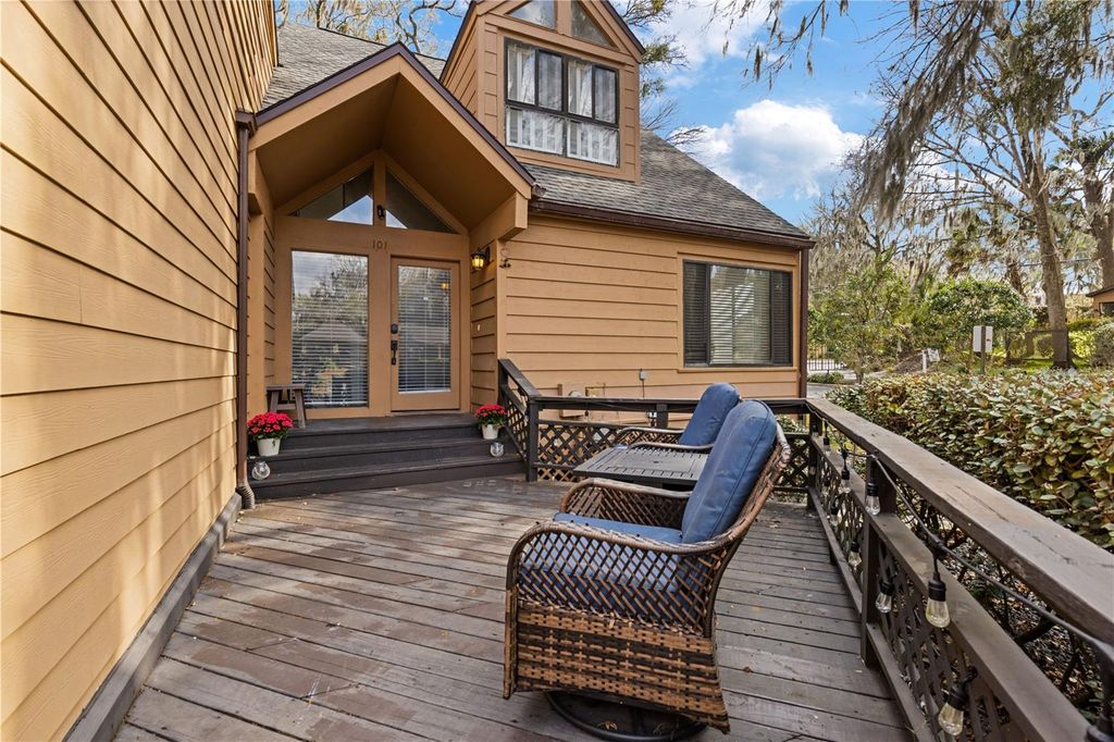 Image 49 of property listing at 1621 NE 2ND STREET 101, Ocala, FL 34470