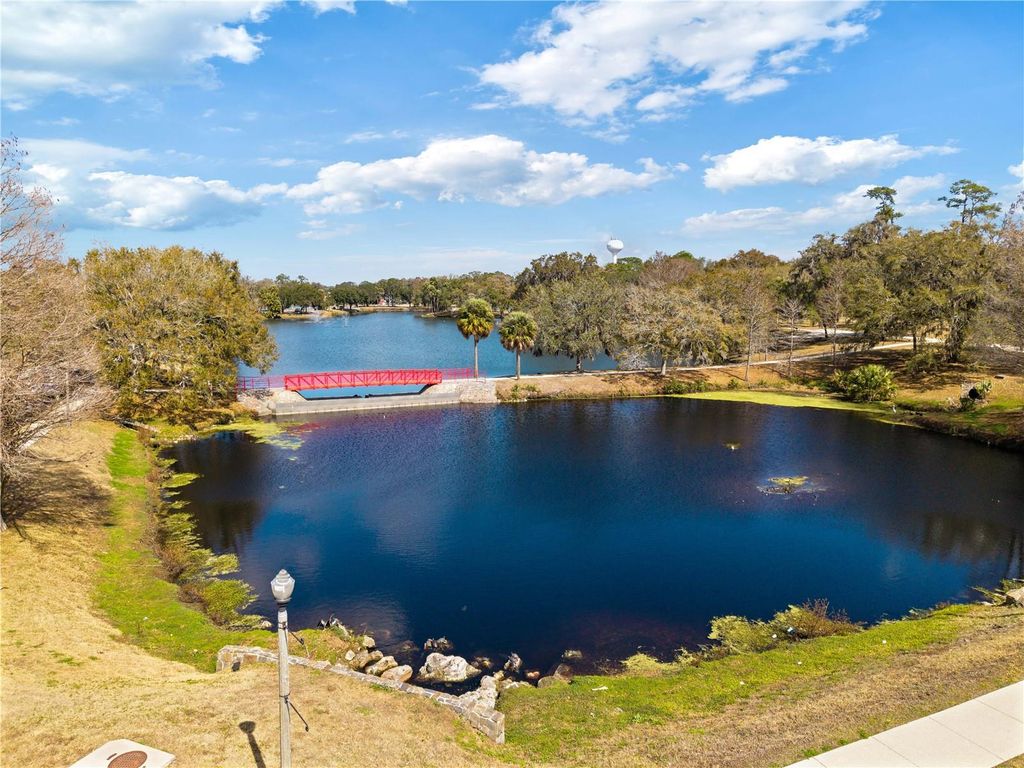 Image 66 of property listing at 1621 NE 2ND STREET 101, Ocala, FL 34470