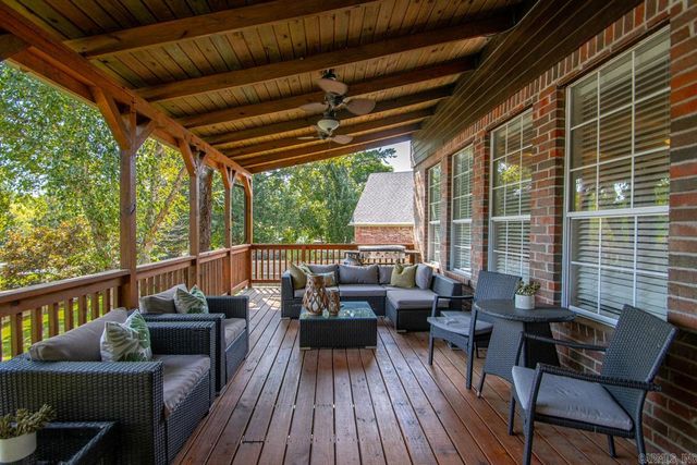 21 Honey Bear Court, Little Rock, AR 72223