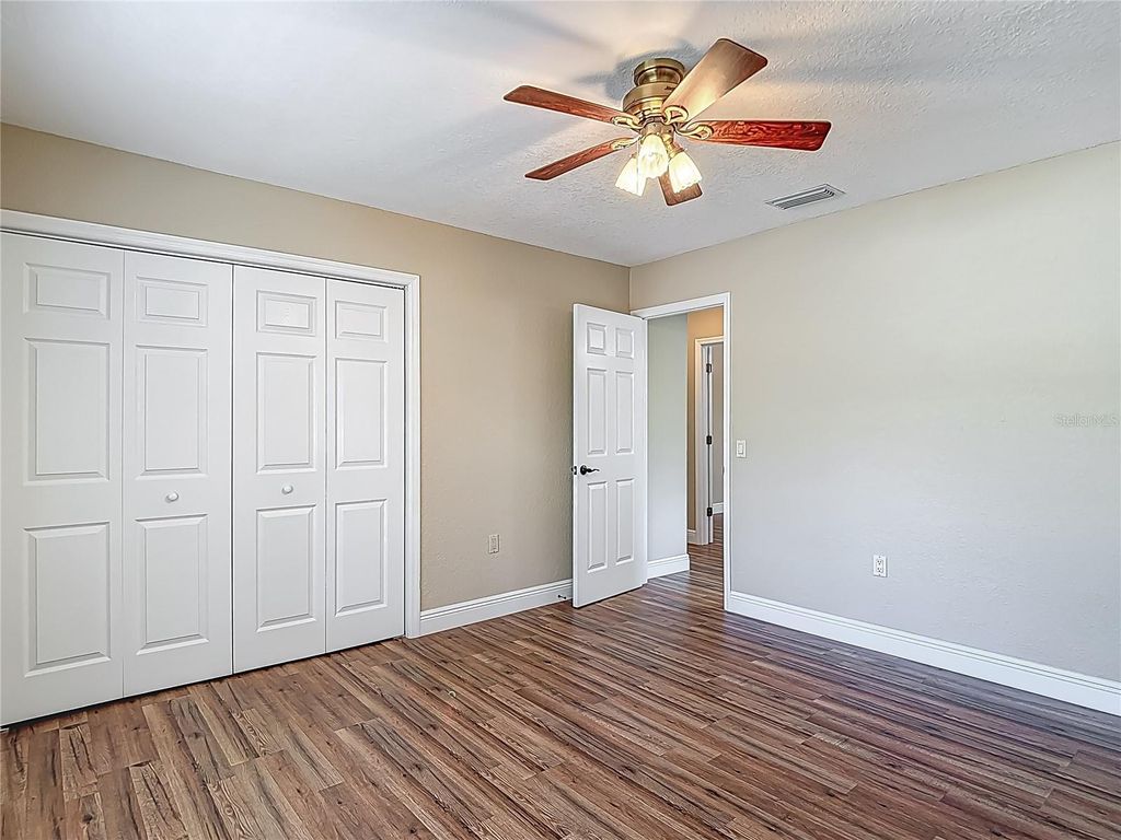 Image 28 of property listing at 3810 HOLLISTER PLACE, Brandon, FL 33511