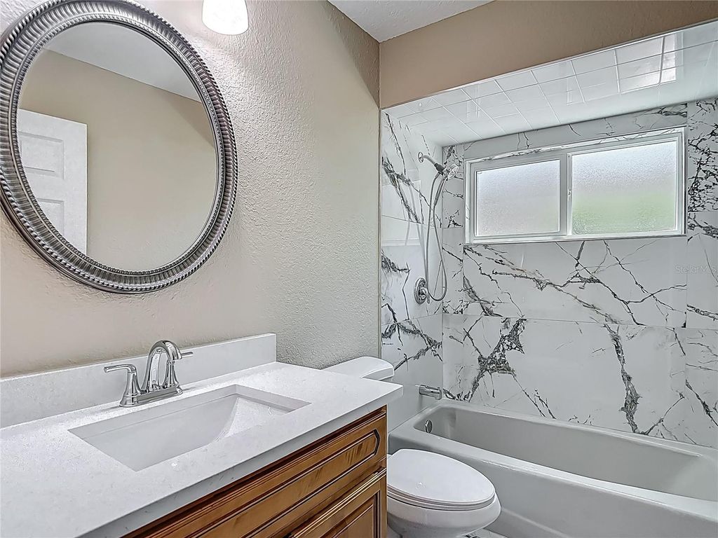 Image 30 of property listing at 3810 HOLLISTER PLACE, Brandon, FL 33511