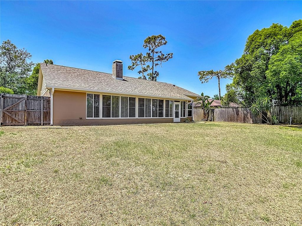 Image 36 of property listing at 3810 HOLLISTER PLACE, Brandon, FL 33511