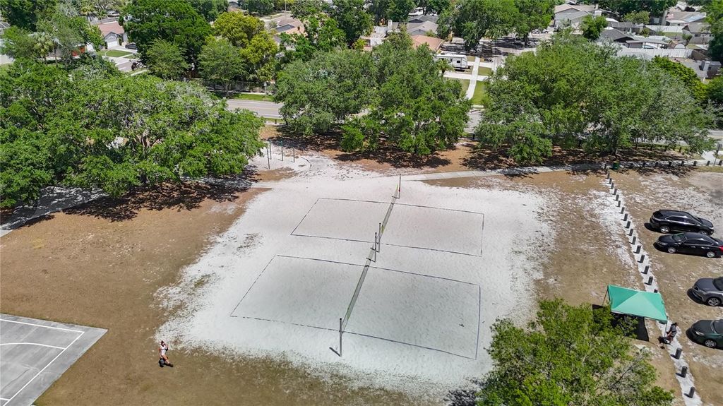 Image 40 of property listing at 3810 HOLLISTER PLACE, Brandon, FL 33511