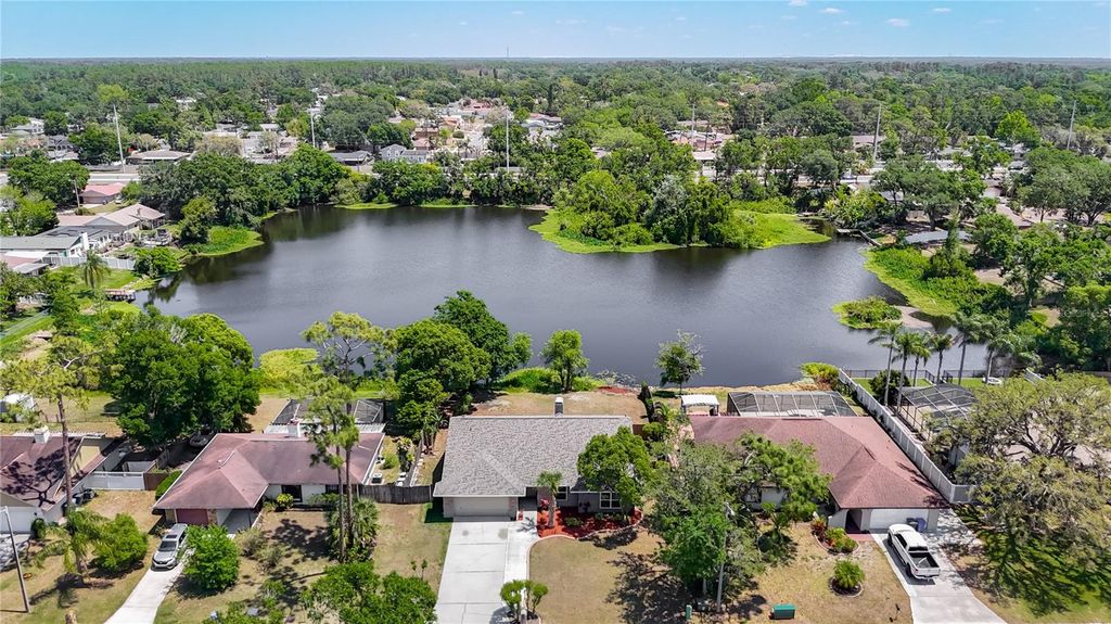 Image 42 of property listing at 3810 HOLLISTER PLACE, Brandon, FL 33511