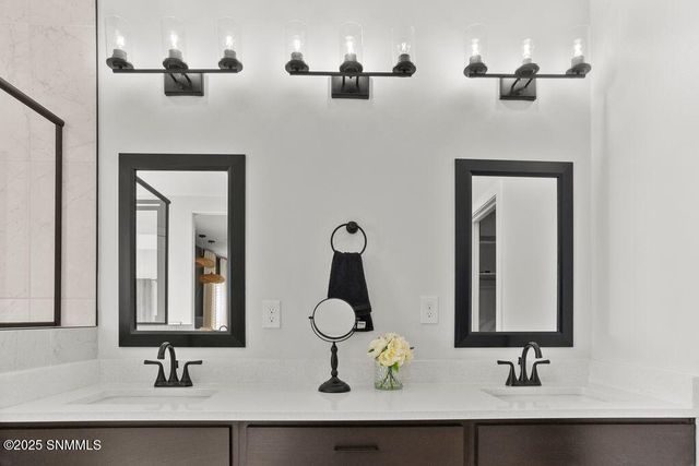 156 Dawson Street, Sunland Park, NM 88008