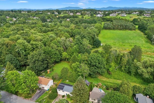 5 Yandow Drive, South Burlington, VT 05403