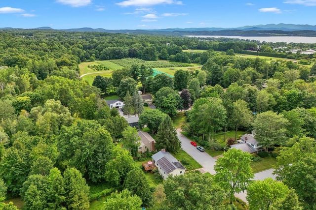 5 Yandow Drive, South Burlington, VT 05403
