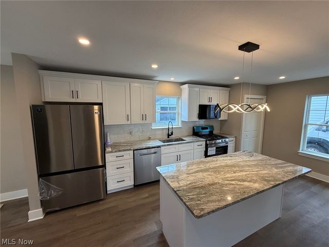 3607 Hildana Road, Shaker Heights, OH 44120