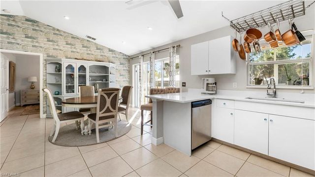 3340 2nd AVE SE, Naples, FL 34117