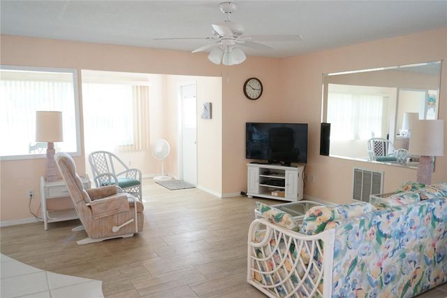 1901 CANTERBURY LANE 4, Sun City Center, FL 33573