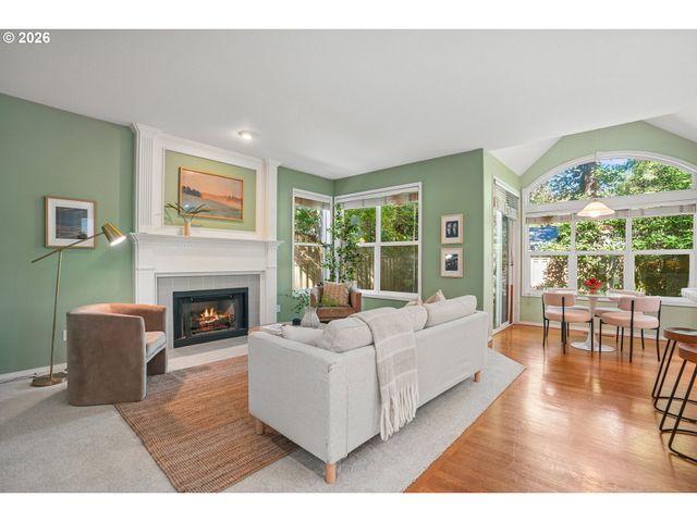 7871 Sw KINGFISHER Way, Portland, OR 97224