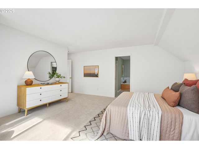 7871 Sw KINGFISHER Way, Portland, OR 97224