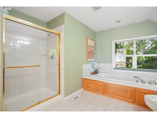 7871 Sw KINGFISHER Way, Portland, OR 97224
