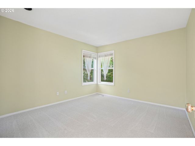 7871 Sw KINGFISHER Way, Portland, OR 97224