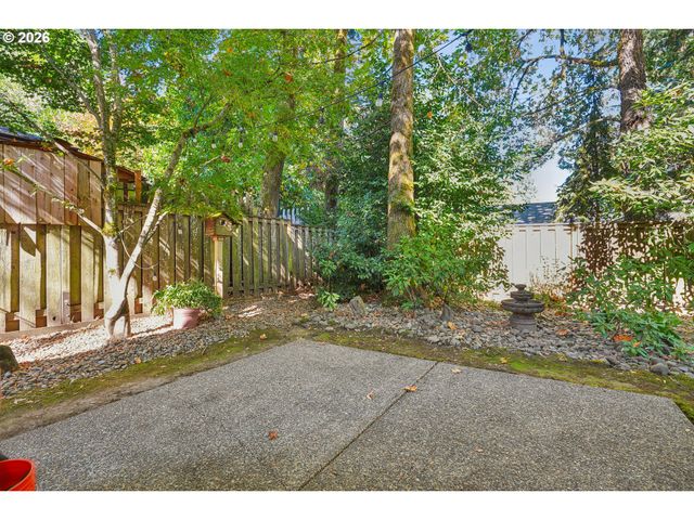 7871 Sw KINGFISHER Way, Portland, OR 97224